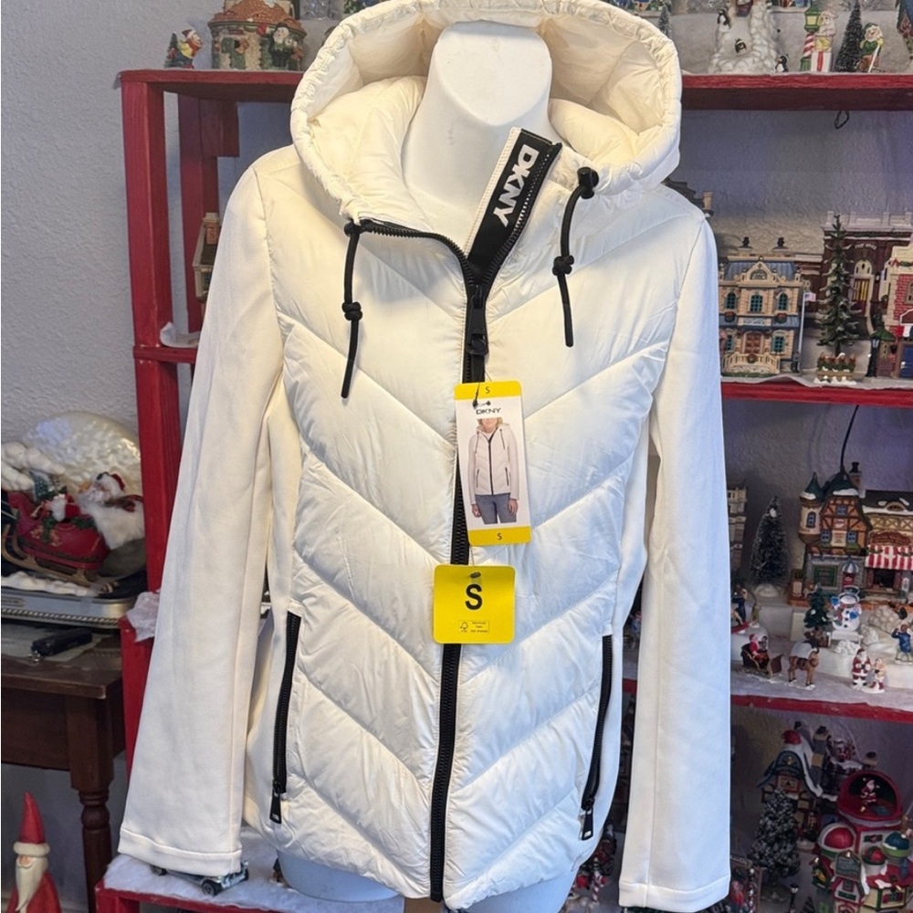 DKNY women’s Jacket NWT